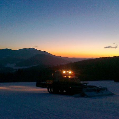 Koliba Ski Gruniky Sihelné Exterior foto